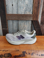 Load image into Gallery viewer, M New Balance FuelCell Rebel v5
