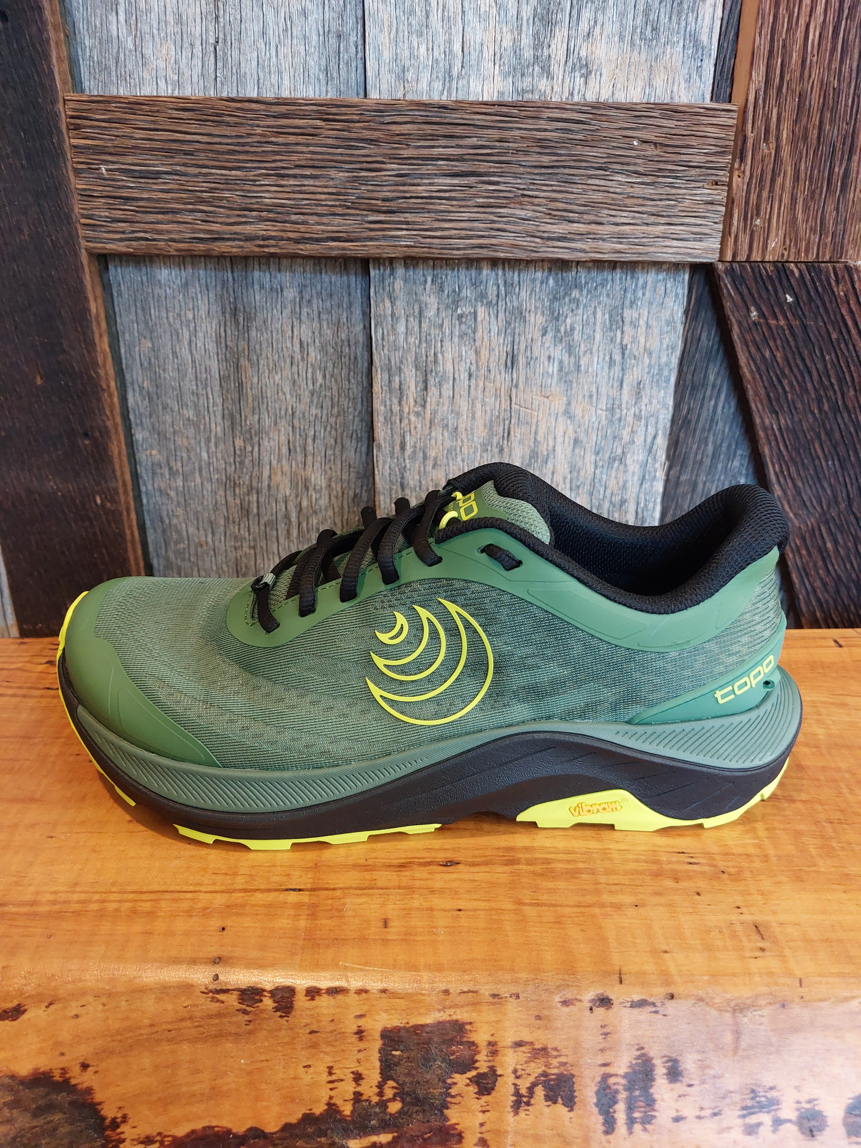 M Topo Ultraventure 4 – Ohio Valley Running Company display picture 2