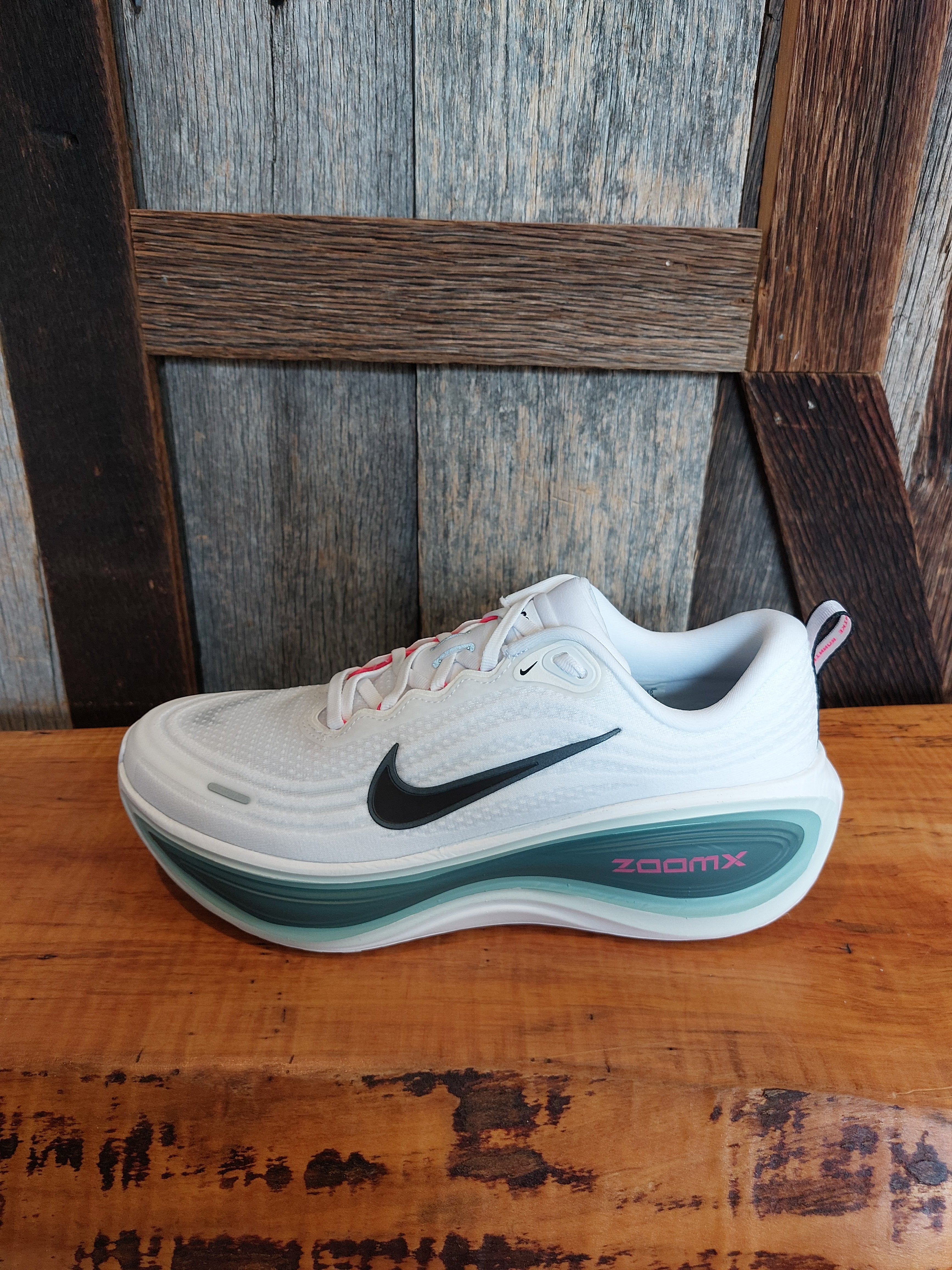 M Nike Vomero Plus – Ohio Valley Running Company