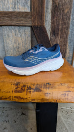 Load image into Gallery viewer, W Saucony Guide 19
