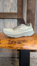 Load image into Gallery viewer, M Saucony Guide 19
