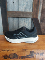 Load image into Gallery viewer, M New Balance 860v14
