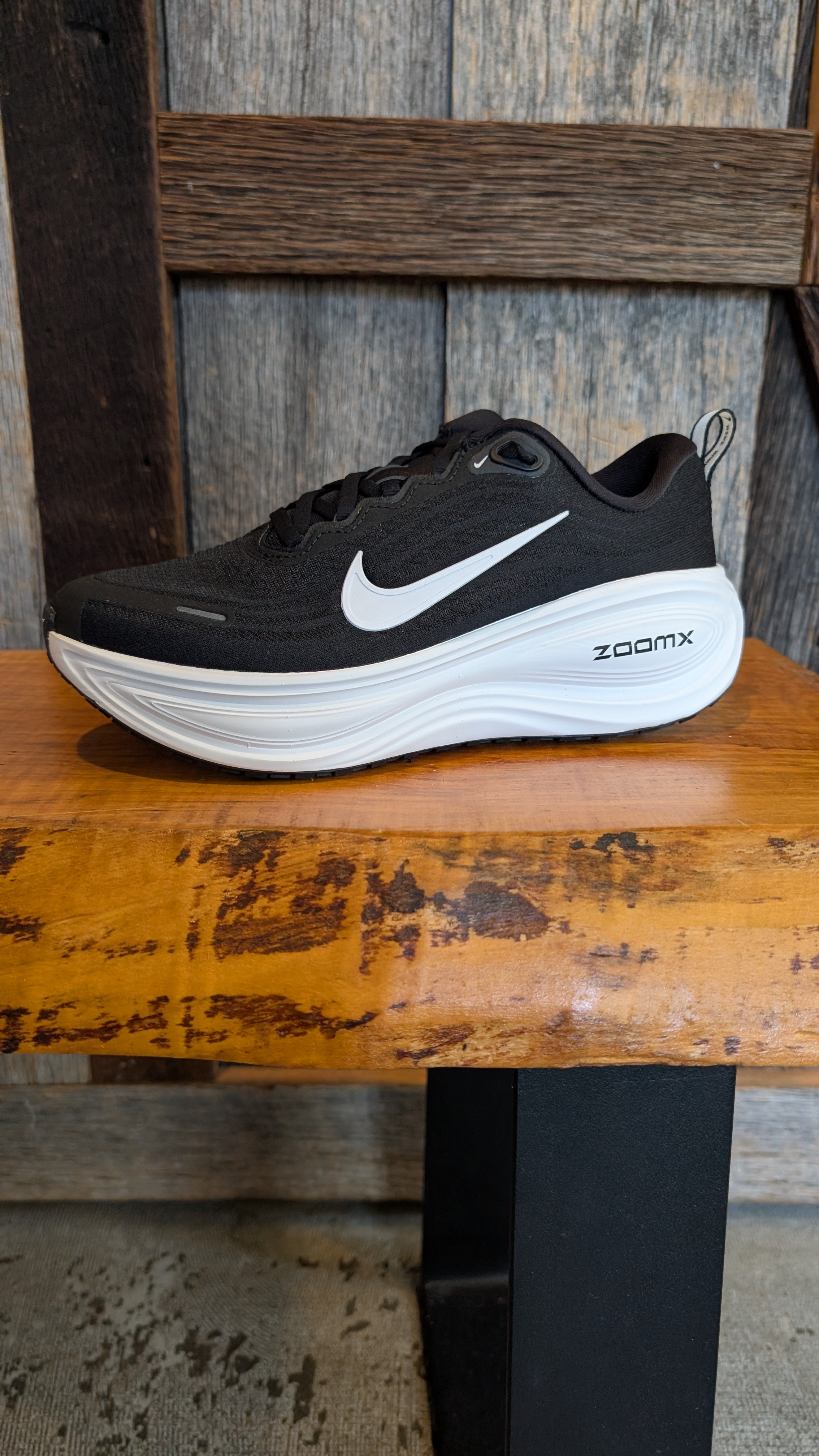 W Nike Vomero Plus – Ohio Valley Running Company