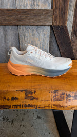 Load image into Gallery viewer, W Saucony Xodus Ultra 4
