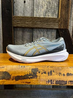 Load image into Gallery viewer, M Asics Gel-Kayano 30
