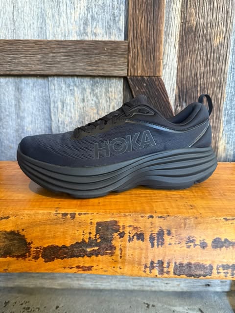 M Hoka Bondi 8