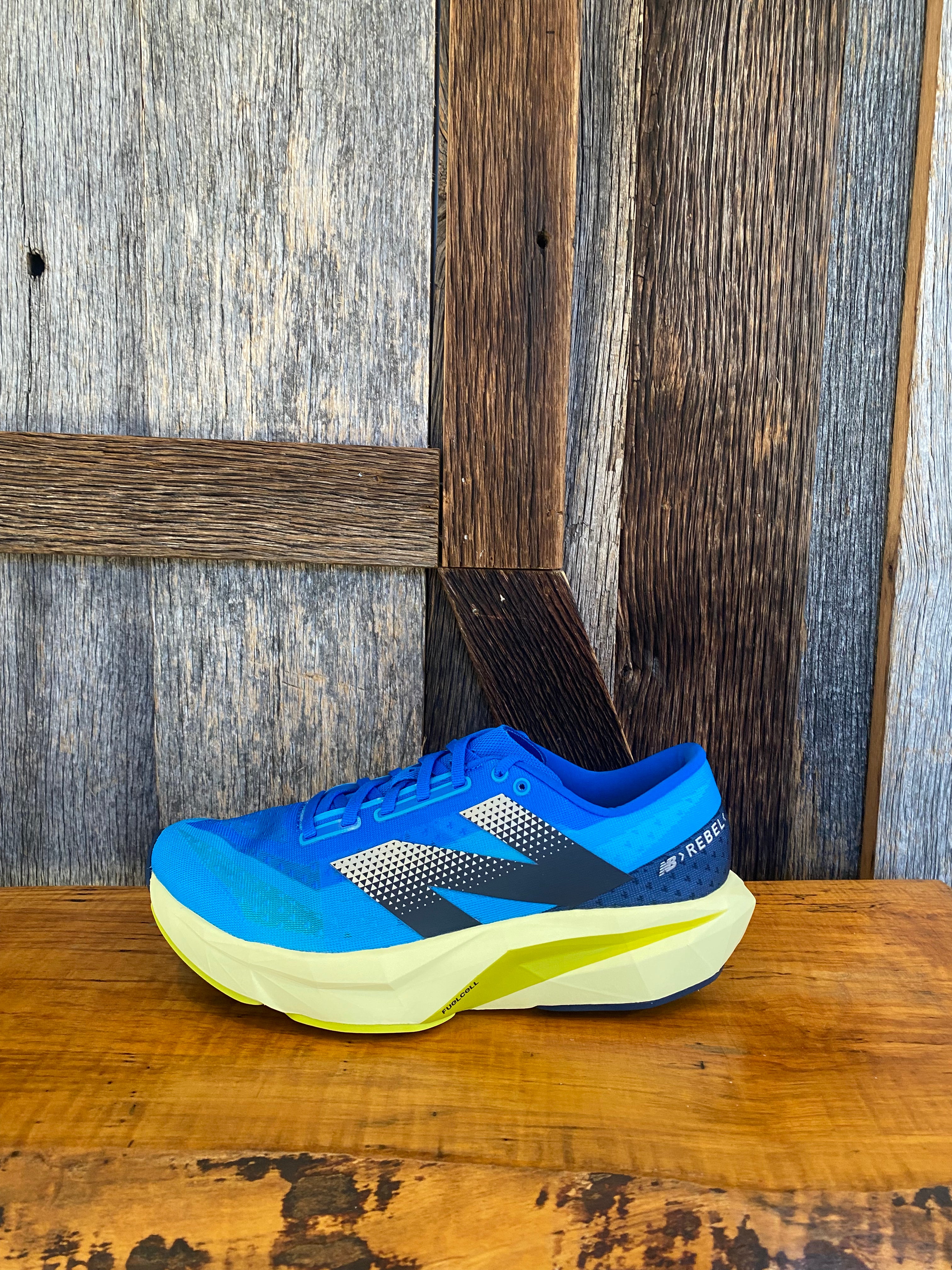 M New Balance FuelCell Rebel v4