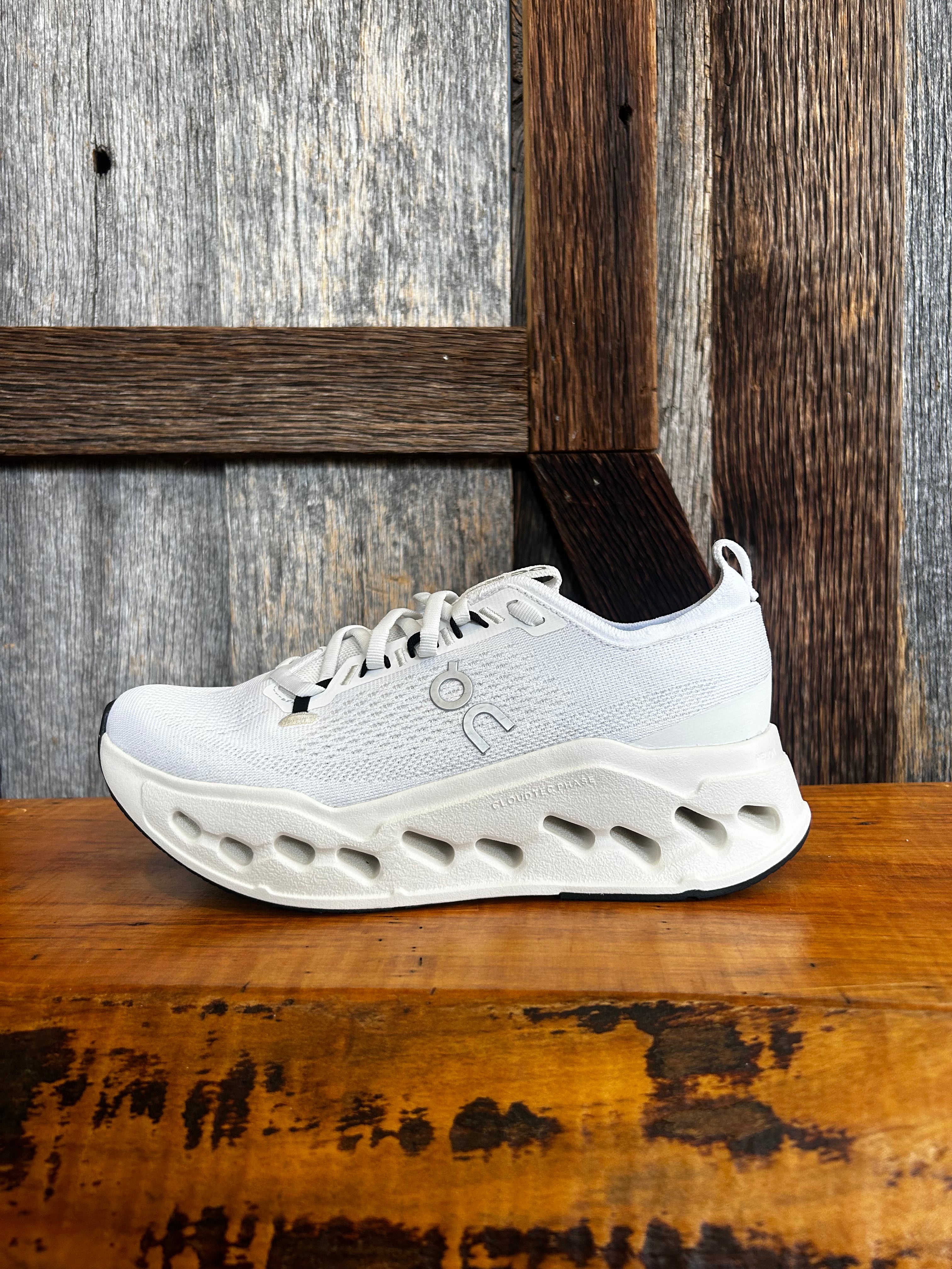 W On Cloudsurfer Max – Ohio Valley Running Company W On Cloudsurfer Max – Ohio Valley Running Company
