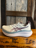 Load image into Gallery viewer, W Asics Gel-Nimbus 28
