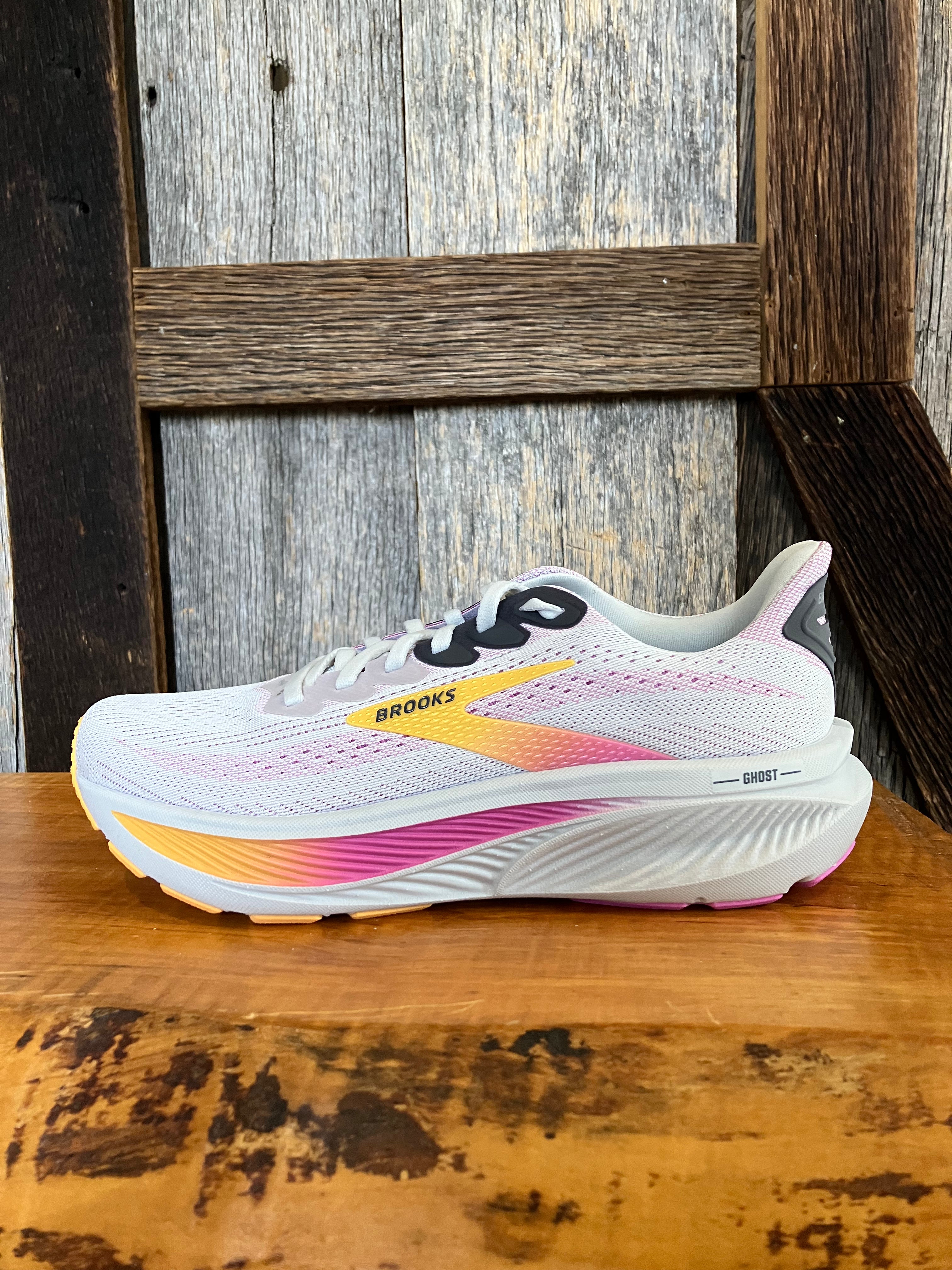 W Brooks Ghost 17