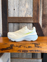 Load image into Gallery viewer, W Saucony Hurricane 26
