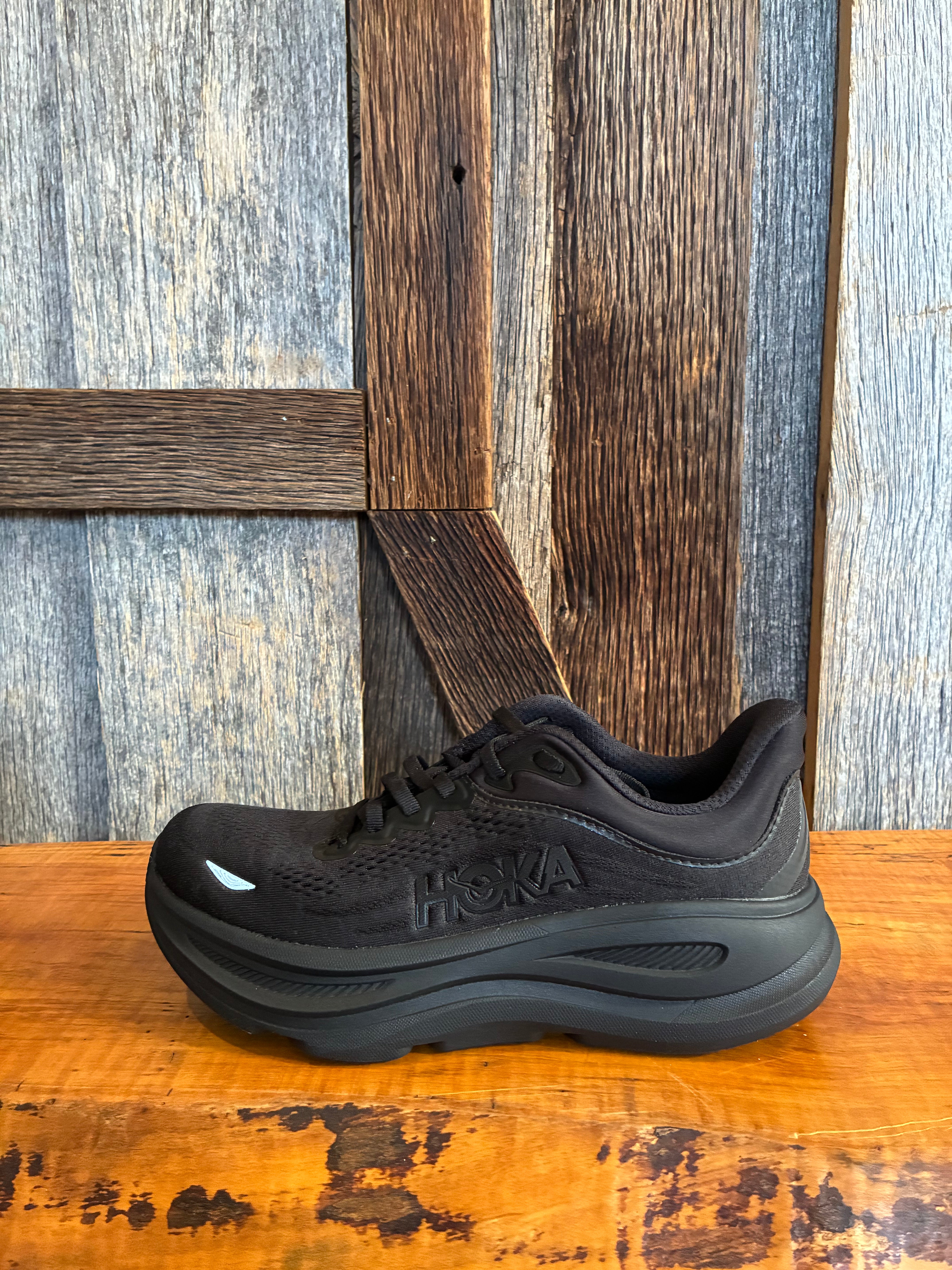 W Hoka Bondi 9