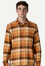 Load image into Gallery viewer, M Patagonia L/S LW Fjord Flannel Shirt
