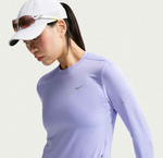 Load image into Gallery viewer, W Nike Swift Dri-FIT UV Long Sleeve Crew Neck
