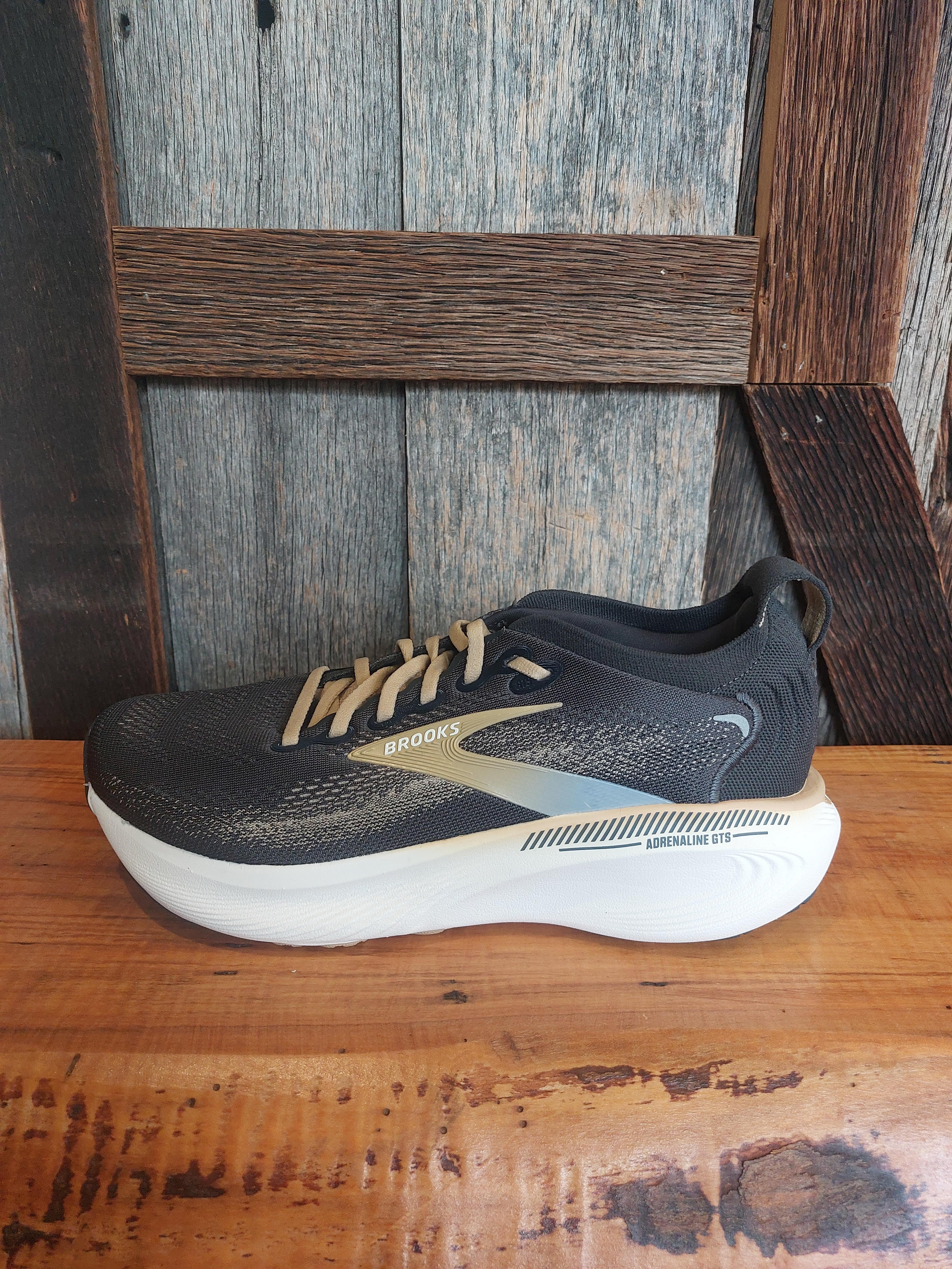 M Brooks Adrenaline GTS 25