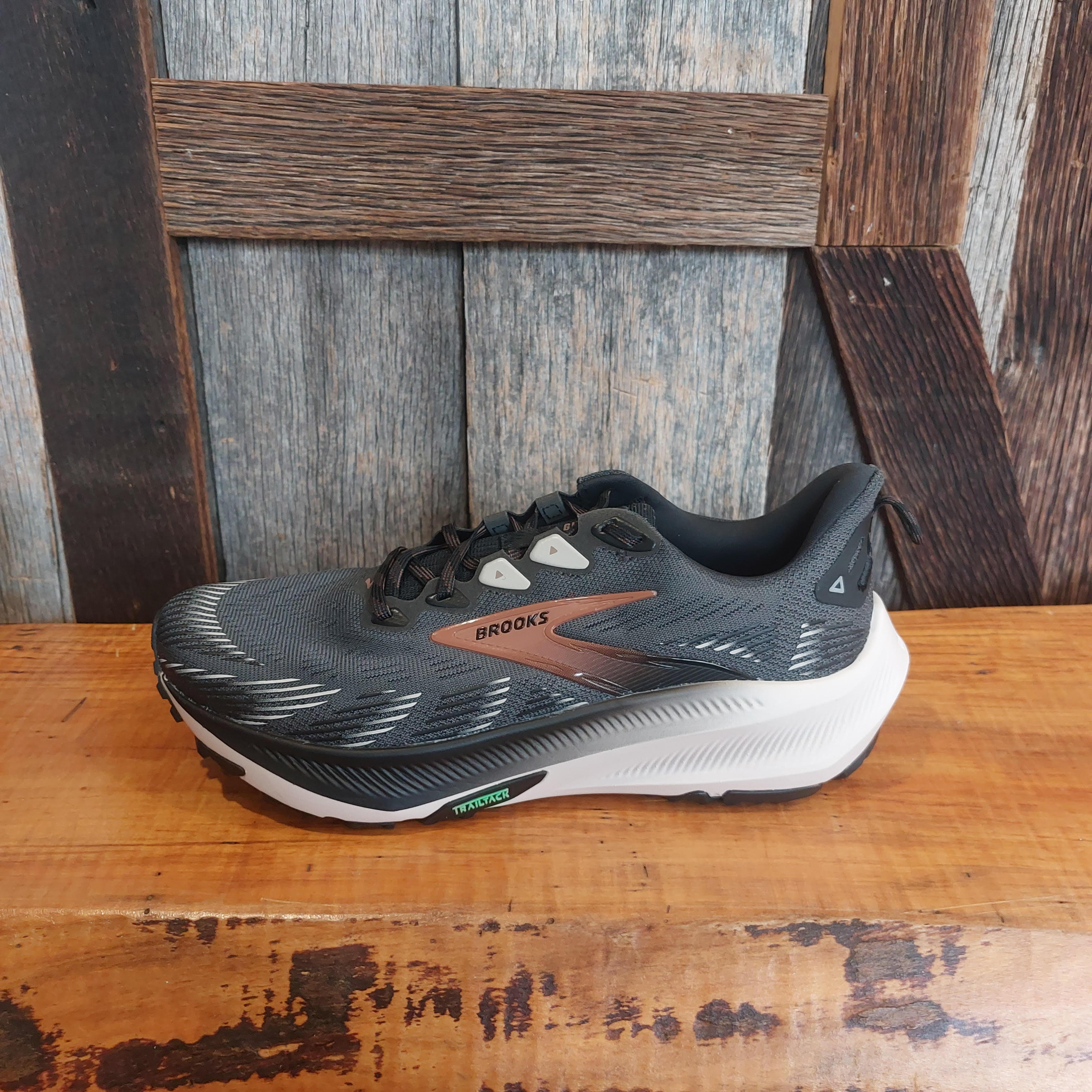 M Brooks Ghost Trail