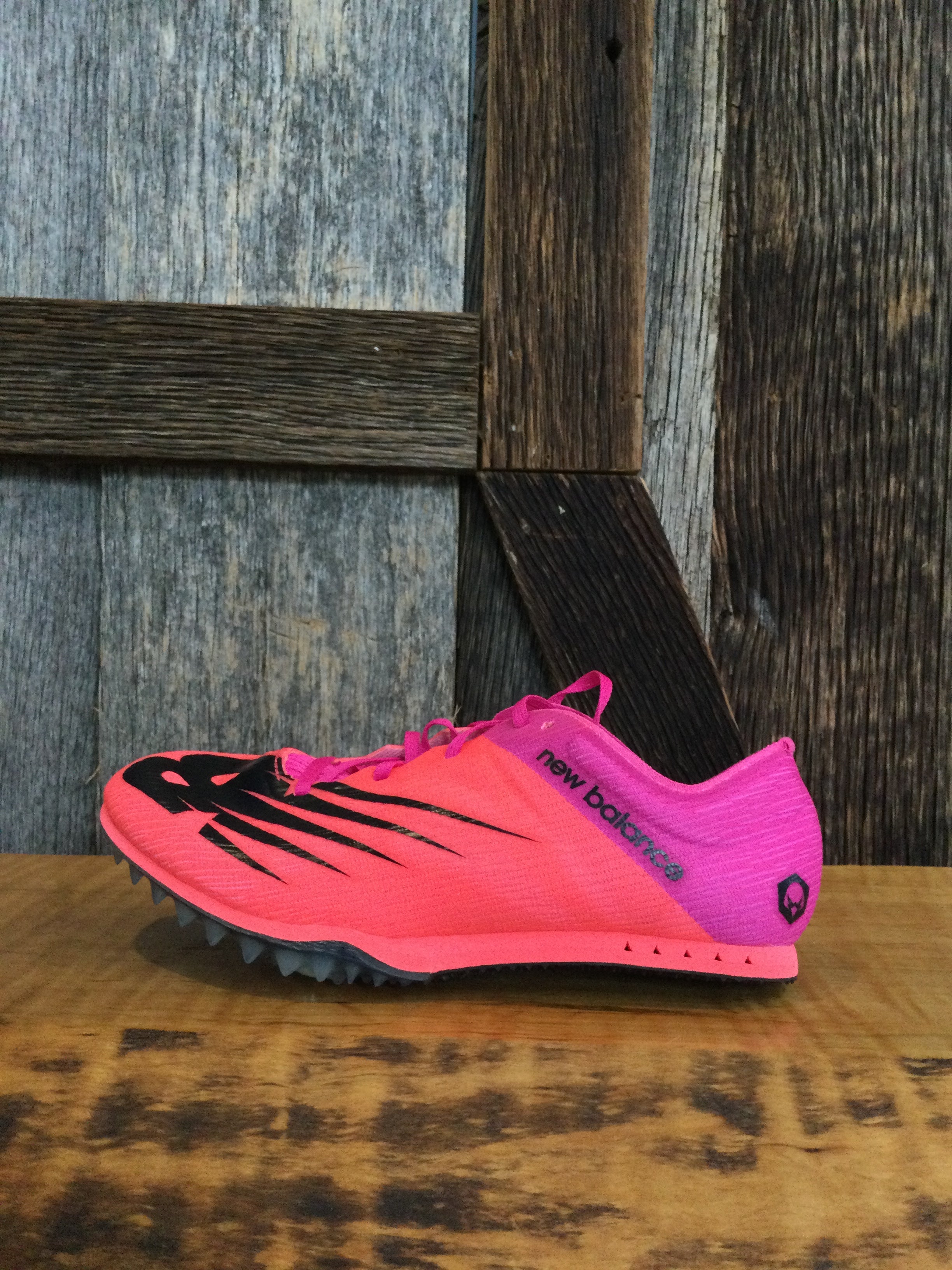 W New Balance MD500 v7 Spike