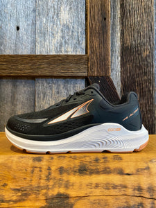 W Altra Paradigm 6