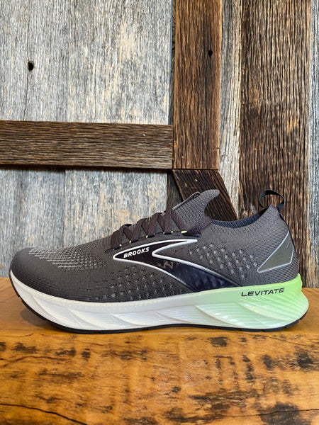 Brooks levitate 2025 2 black