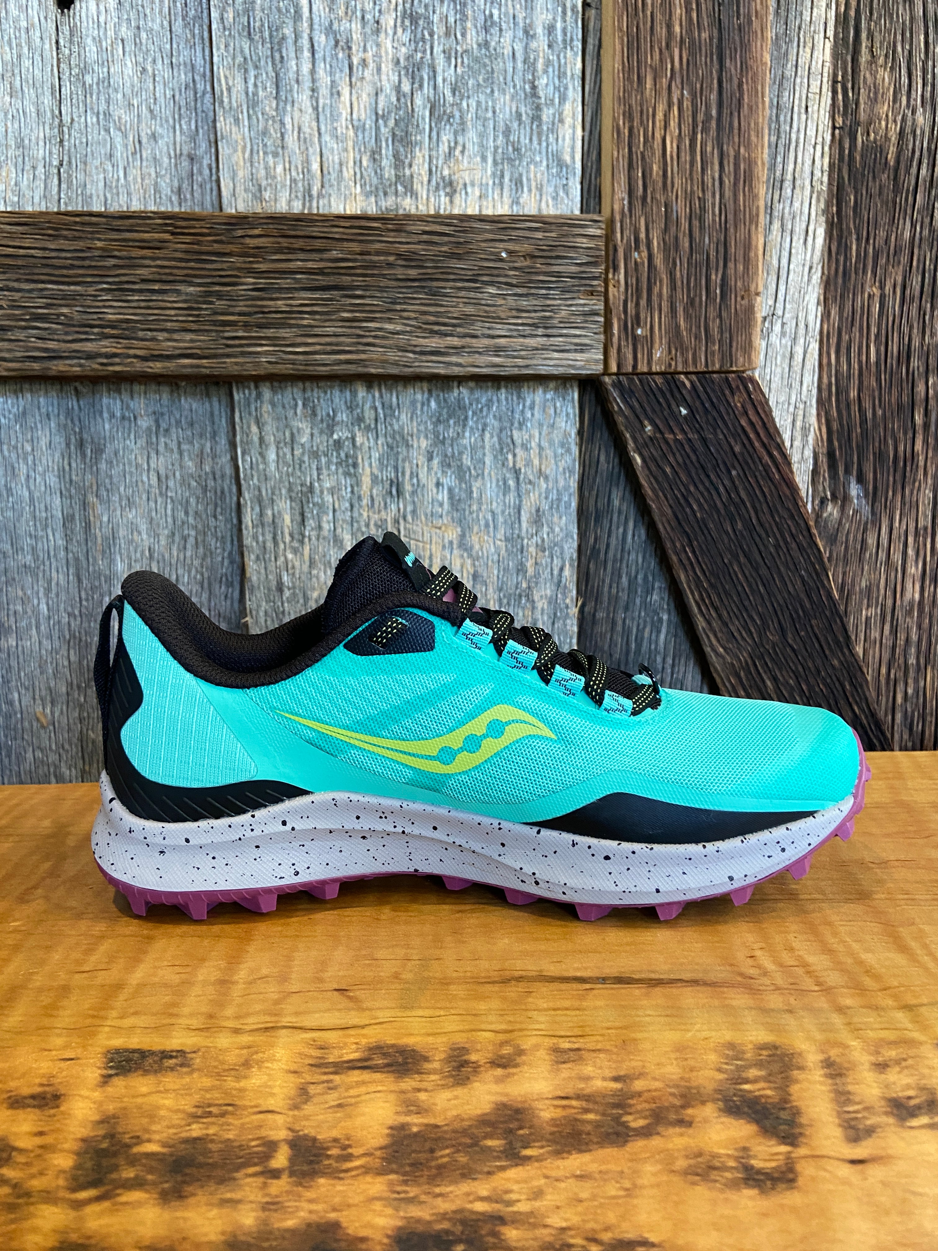 W Saucony Peregrine 12