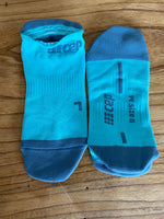 Load image into Gallery viewer, Women&#39;s CEP No Show Socks 3.0
